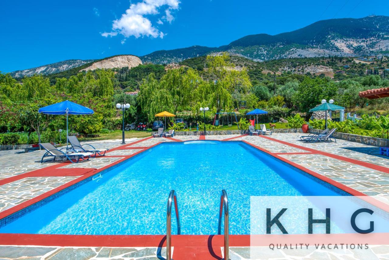 Jovanna Studios In The Nature With Pool! Mousata Buitenkant foto