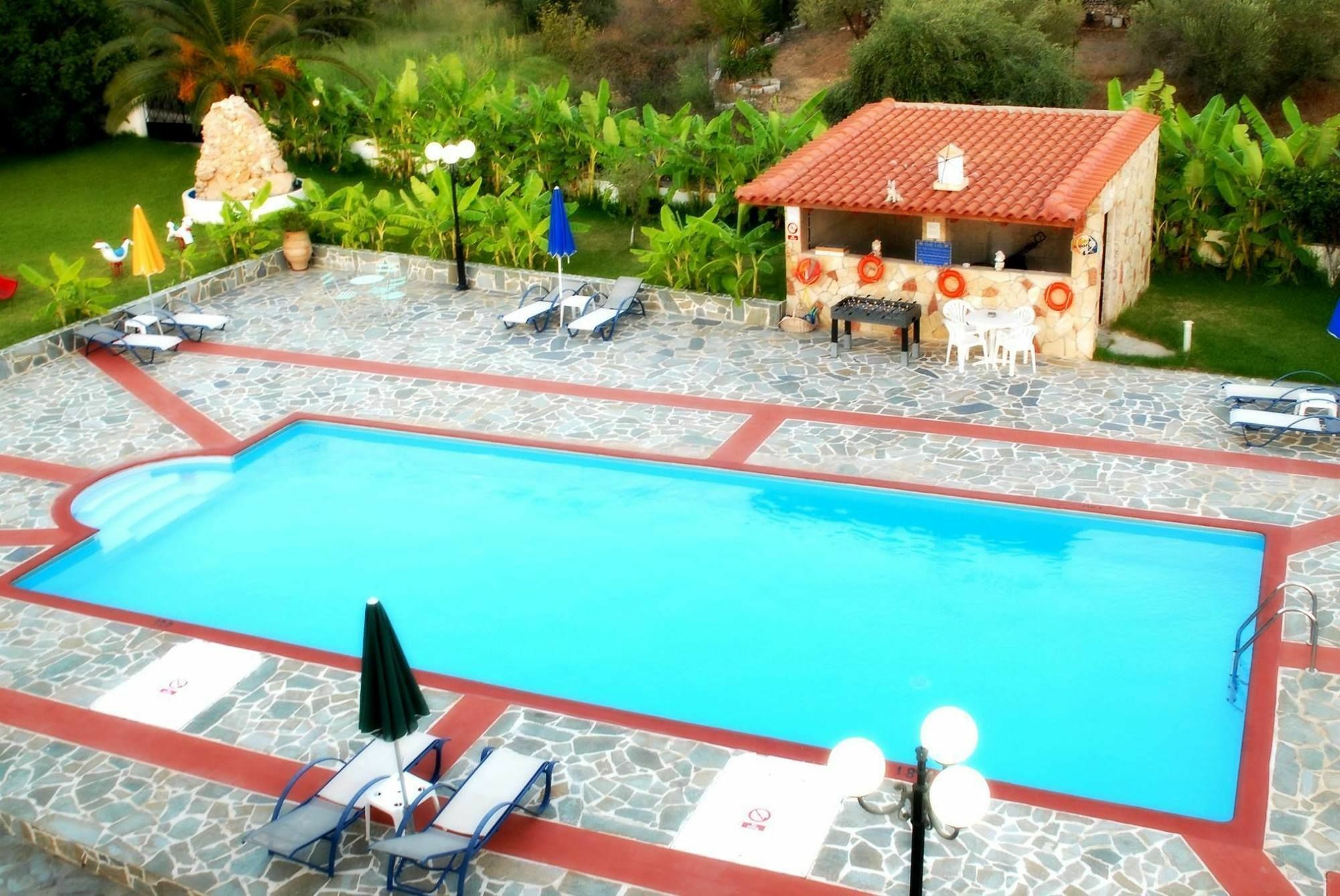 Jovanna Studios In The Nature With Pool! Mousata Buitenkant foto