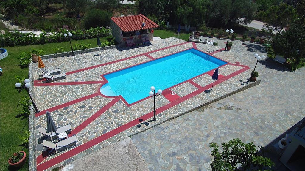 Jovanna Studios In The Nature With Pool! Mousata Buitenkant foto